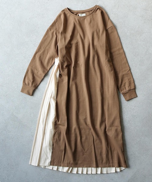 Chillfar（チルファー）の「バックプリーツ切替ワンピース（ワンピース・レディース・ブラック/ベージュ/ブラウン/グリーン/アイボリー・MEDIUM/LARGE）」の15枚目の写真