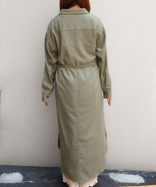Riberry（リベリー）の「フラップポケットロングシャツジャケット（シャツ/ブラウス・レディース・ベージュ/オフホワイト/カーキ/モカ・MEDIUM）」の14枚目の写真
