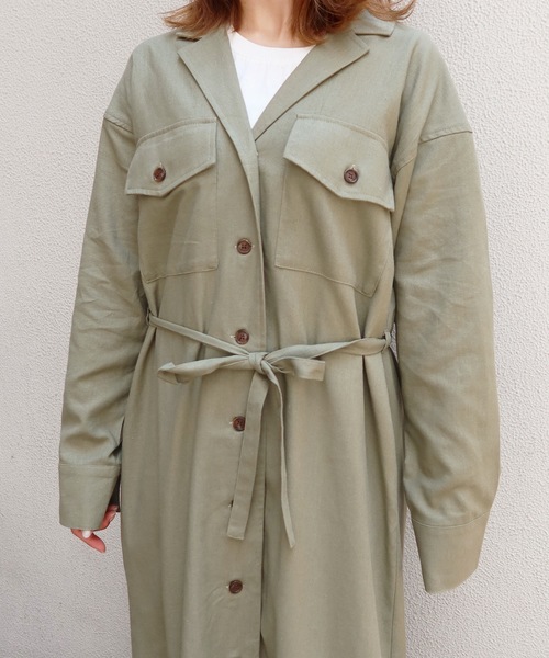 Riberry（リベリー）の「フラップポケットロングシャツジャケット（シャツ/ブラウス・レディース・ベージュ/オフホワイト/カーキ/モカ・MEDIUM）」の16枚目の写真