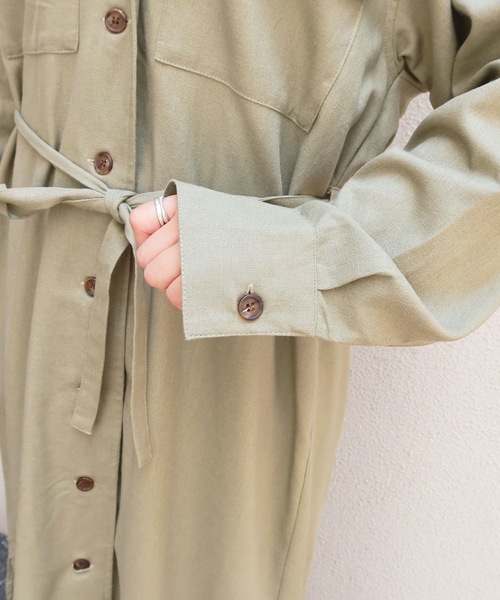 Riberry（リベリー）の「フラップポケットロングシャツジャケット（シャツ/ブラウス・レディース・ベージュ/オフホワイト/カーキ/モカ・MEDIUM）」の17枚目の写真