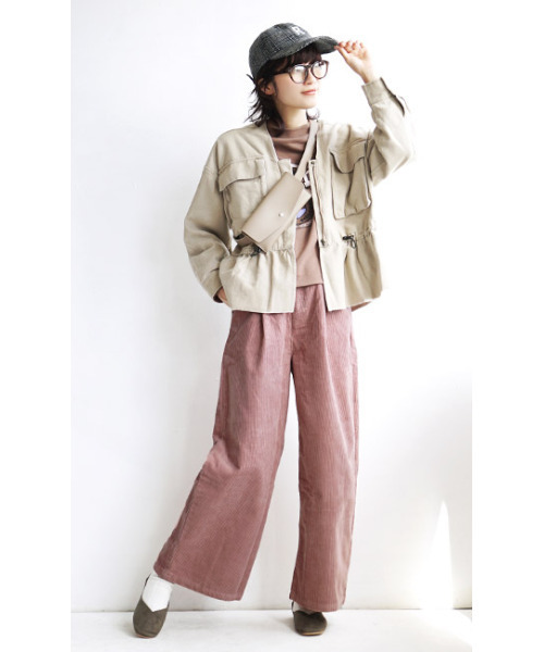 zootie(ズーティー)の「スクエアトゥ Vカットバブーシュ(パンプス・レディース・カーキ/モカ/ホワイトゴールド/ブラック/その他/レオパード・M/LL/L/S)」の9枚目の写真