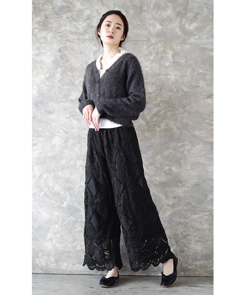 zootie(ズーティー)の「スクエアトゥ Vカットバブーシュ(パンプス・レディース・カーキ/モカ/ホワイトゴールド/ブラック/その他/レオパード・M/LL/L/S)」の18枚目の写真