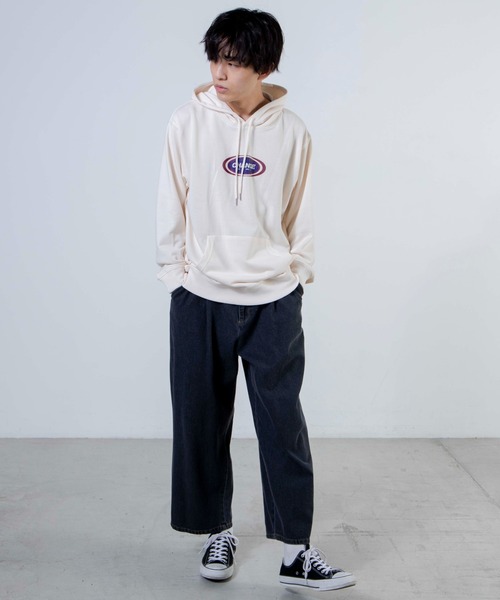 WEGO(ウィゴー)の「WEGO/ラウンドロゴプルパーカー(パーカー・メンズ・ブルー/アイボリー・SMALL/MEDIUM/LARGE)」の17枚目の写真