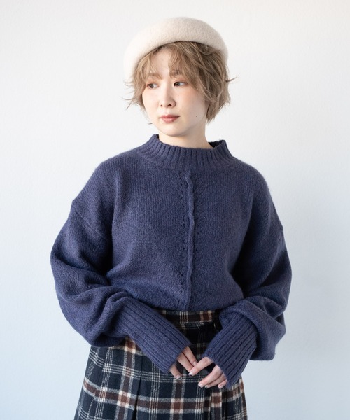 MERLOT（メルロー）の「バックスリットアウトリンキングニット（ニット/セーター・レディース・ネイビー/ブラウン/モカ・FREE）」の3枚目の写真