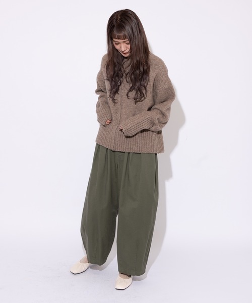 MERLOT（メルロー）の「バックスリットアウトリンキングニット（ニット/セーター・レディース・ネイビー/ブラウン/モカ・FREE）」の16枚目の写真