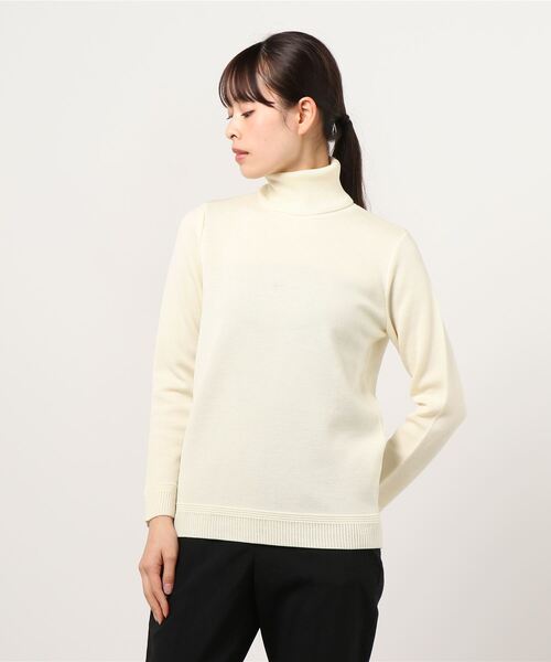 STUDIOUS(ステュディオス)の「【WRAPINKNOT(ラッピンノット)】新奇跡のタートルネックニット(ニット/セーター・レディース・オフホワイト/グリーン・0/1)」の1枚目の写真