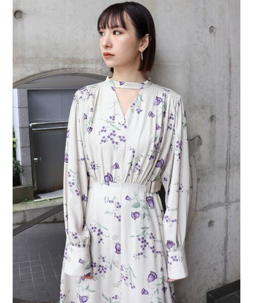 MURUA（ムルーア）の「サイドベルトフラワーワンピース（ワンピース・レディース・ブラウン/アイボリー・FREE）」の4枚目の写真