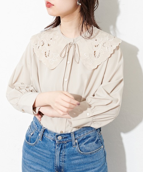 natural couture(ナチュラルクチュール)の「【WEB限定】BIGつけ衿おんなのこブラウス(シャツ/ブラウス・レディース・ベージュ/ブラック/オフホワイト・FREE)」の17枚目の写真