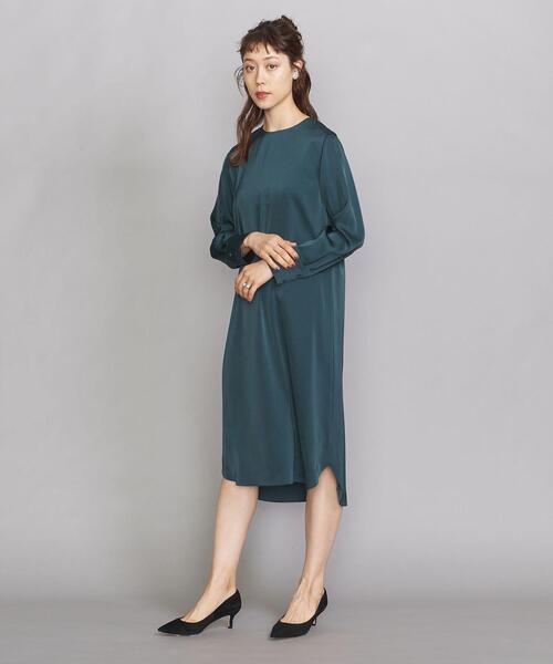 BEAUTY&YOUTH UNITED ARROWS(ビューティーアンドユースユナイテッドアローズ)の「BY DRESS サテンノーカラーロングスリーブワンピース(ドレス・レディース・ダークグリーン/ベージュ/ネイビー・SMALL/MEDIUM)」の9枚目の写真