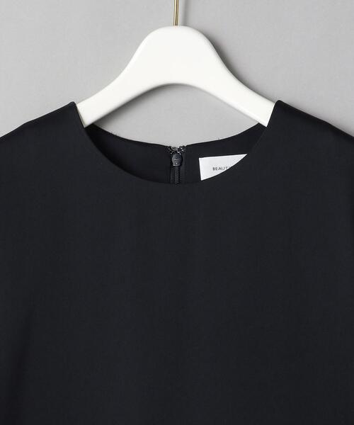 BEAUTY&YOUTH UNITED ARROWS(ビューティーアンドユースユナイテッドアローズ)の「BY DRESS サテンノーカラーロングスリーブワンピース(ドレス・レディース・ダークグリーン/ベージュ/ネイビー・SMALL/MEDIUM)」の10枚目の写真