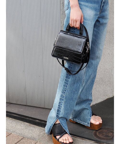 EVRIS（エヴリス）の「クロコライクミニクロスBAG（ショルダーバッグ・レディース・アイボリー/ブラック/カーキ・FREE）」の10枚目の写真
