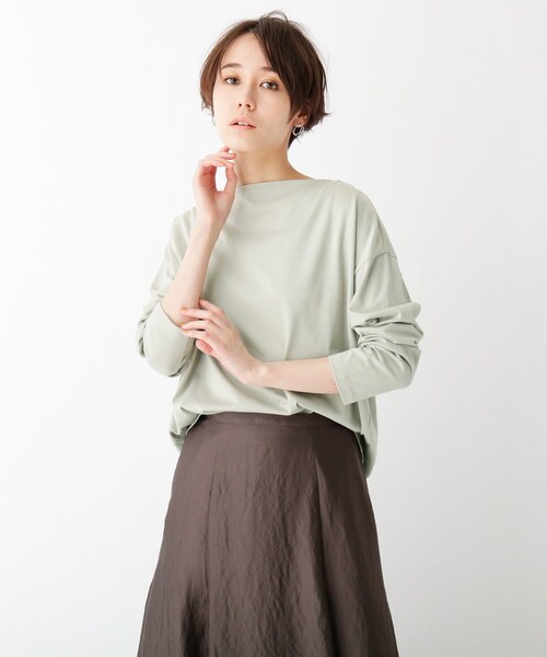 OPAQUE.CLIP(オペークドットクリップ)の「◆スーピマコットン度詰め天竺 ボートネックワイドカットソー(Tシャツ/カットソー・レディース・ホワイト系/ブラック/オリーブ/サンドベージュ・38/40/42)」の4枚目の写真