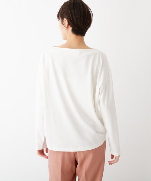 OPAQUE.CLIP(オペークドットクリップ)の「◆スーピマコットン度詰め天竺 ボートネックワイドカットソー(Tシャツ/カットソー・レディース・ホワイト系/ブラック/オリーブ/サンドベージュ・38/40/42)」の12枚目の写真