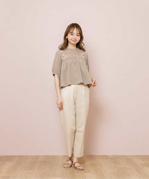 flower(フラワー)の「フルブルームブラウス(シャツ/ブラウス・レディース・ホワイト/ブルー/ベージュ・FREE)」の20枚目の写真