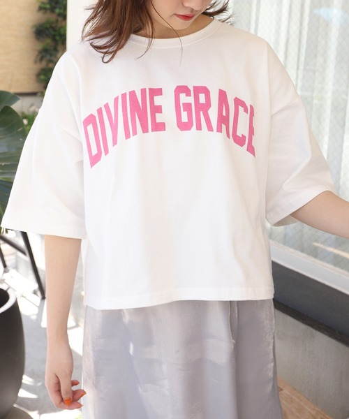 one after another NICE CLAUP(ワンアフターアナザーナイスクラップ)の「アソートT(Tシャツ/カットソー・レディース・オフホワイト/ホワイト系その他/ブラック系その他/チャコールグレー/ピンク/ピンク系その他・FREE)」の1枚目の写真