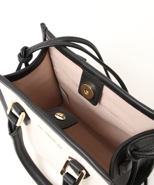 LA BAGAGERIE（ラバガジェリー）の「キャンバス×カウレザー　2way横長ミニトート（ショルダーバッグ・レディース・ホワイト/ブラック・FREE）」の3枚目の写真