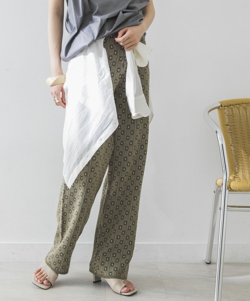 URBAN RESEARCH（アーバンリサーチ）の「ニットジャガードパンツ（その他パンツ・レディース・ブラウン/グリーン・FREE）」の7枚目の写真