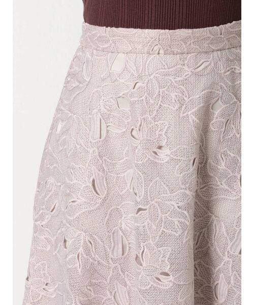 MERCURYDUO（マーキュリーデュオ）の「フラワーエンブロイダリーフレアスカート（スカート・レディース・ライトブルー/ベビーピンク・SMALL/MEDIUM）」の16枚目の写真