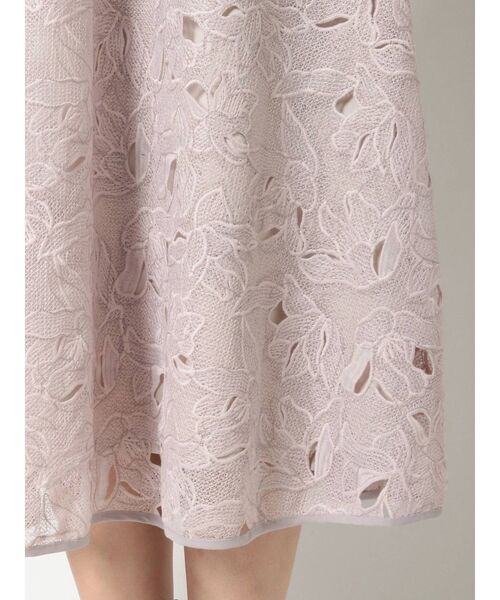 MERCURYDUO（マーキュリーデュオ）の「フラワーエンブロイダリーフレアスカート（スカート・レディース・ライトブルー/ベビーピンク・SMALL/MEDIUM）」の18枚目の写真