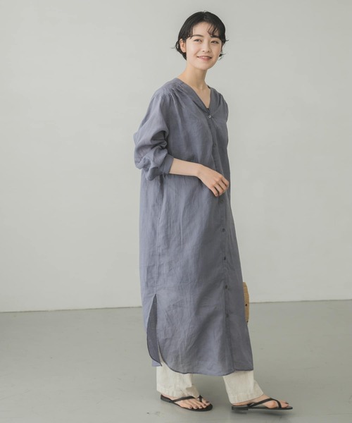美品 かぐれ ラミー Vネックワンピース リネンシャツワンピース ブルーグレー かぐれ（カグレ）の「ラミーVネックワンピース（ワンピース