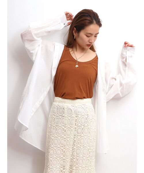 Ungrid（アングリッド）の「シアールーズシャツ（シャツ/ブラウス・レディース・オフホワイト/ブラック/オリーブ・FREE）」の16枚目の写真