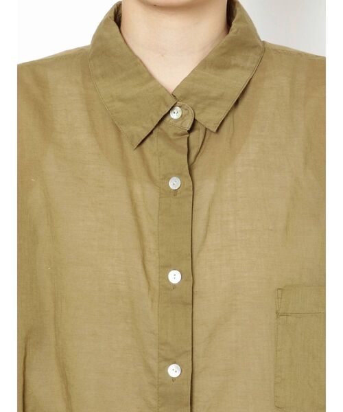 Ungrid（アングリッド）の「シアールーズシャツ（シャツ/ブラウス・レディース・オフホワイト/ブラック/オリーブ・FREE）」の10枚目の写真