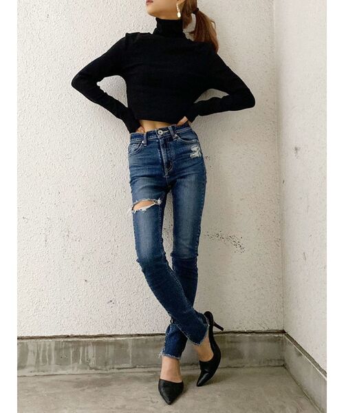 GYDA（ジェイダ）の「ハイネックタイトショートトップス（Tシャツ/カットソー・レディース・ブラック/オフホワイト/マスタード・FREE）」の9枚目の写真