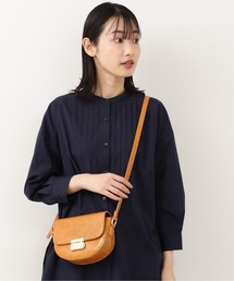 NATURAL BEAUTY BASIC | クロコ調ハーフムーンフラップショルダー(ショルダーバッグ)
