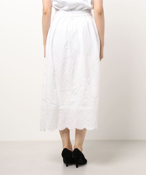 Te chichi（テチチ）の「スカラップ刺繍ギャザースカート