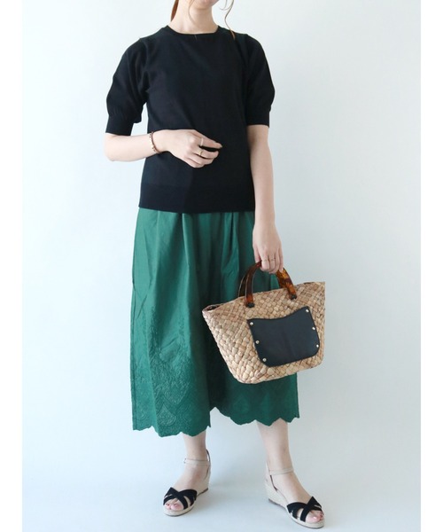 新品 スカラップ刺繍 ギャザースカート コットン ネイビー フリー かぐれ（カグレ）の「スカラップ刺繍ギャザースカート（スカート