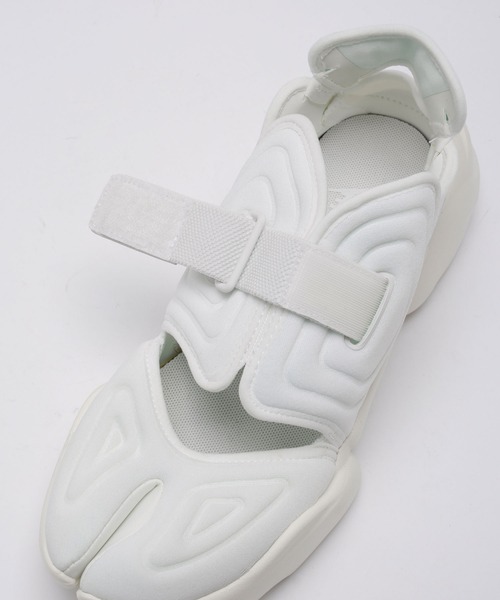 NIKE（ナイキ）の「NIKE/Nike ナイキ アクアリフト（スニーカー・レディース・ホワイト/ブラック・23.5/24.5/23/24）」の14枚目の写真