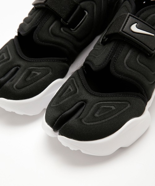 NIKE（ナイキ）の「NIKE/Nike ナイキ アクアリフト（スニーカー・レディース・ホワイト/ブラック・23.5/24.5/23/24）」の20枚目の写真