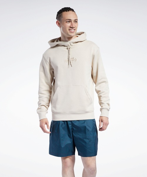 Reebok(リーボック)の「クラシックス ゴルフ スウェットシャツ / Classics Golf Sweatshirt(パーカー・メンズ・ブラック/ベージュ/ネイビー・MEDIUM/X-LARGE/X-SMALL/XXX-LARGE/SMALL/LARGE/XX-LARGE)」の2枚目の写真
