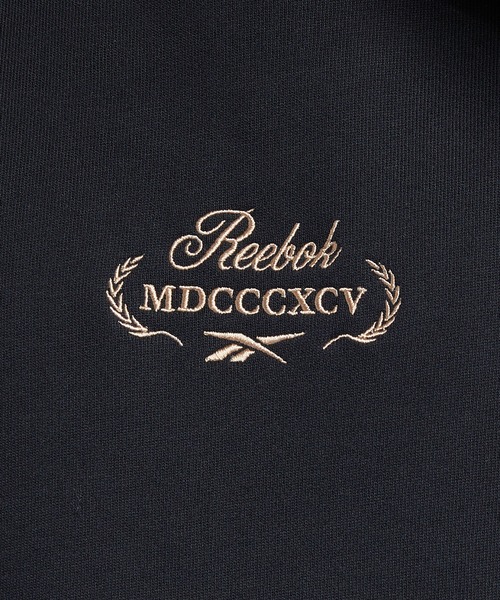 Reebok(リーボック)の「クラシックス ゴルフ スウェットシャツ / Classics Golf Sweatshirt(パーカー・メンズ・ブラック/ベージュ/ネイビー・MEDIUM/X-LARGE/X-SMALL/XXX-LARGE/SMALL/LARGE/XX-LARGE)」の8枚目の写真