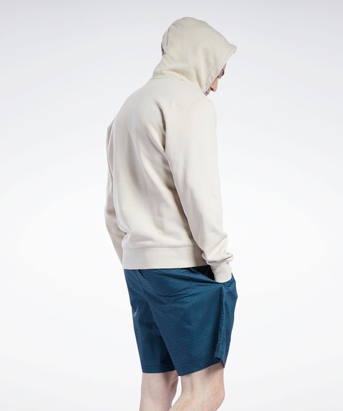 Reebok(リーボック)の「クラシックス ゴルフ スウェットシャツ / Classics Golf Sweatshirt(パーカー・メンズ・ブラック/ベージュ/ネイビー・MEDIUM/X-LARGE/X-SMALL/XXX-LARGE/SMALL/LARGE/XX-LARGE)」の18枚目の写真