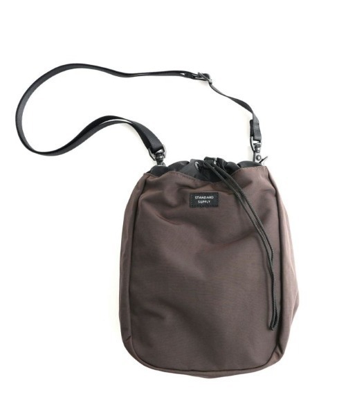 STANDARD SUPPLY（スタンダードサプライ）の「スタンダードサプライ / SIMPLICITY シンプリシティ / CHALK SHOULDER チョークショルダー（ショルダーバッグ・レディース・ライトグレー系/ブルー/モカ/レッド/ダークネイビー/グリーン/ゴールド/ダークパープル/グレー/ブラック/ベージュ/ダークブラウン/チャコールグレー/イエロー/キナリ/コバルトブルー/オリーブ/グレイッシュベージュ/サンドベージュ/アイボリー/ケリーグリーン・FREE/SMALL）」の8枚目の写真