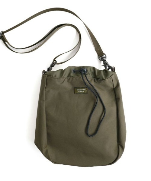 STANDARD SUPPLY（スタンダードサプライ）の「スタンダードサプライ / SIMPLICITY シンプリシティ / CHALK SHOULDER チョークショルダー（ショルダーバッグ・レディース・ライトグレー系/ブルー/モカ/レッド/ダークネイビー/グリーン/ゴールド/ダークパープル/グレー/ブラック/ベージュ/ダークブラウン/チャコールグレー/イエロー/キナリ/コバルトブルー/オリーブ/グレイッシュベージュ/サンドベージュ/アイボリー/ケリーグリーン・FREE/SMALL）」の13枚目の写真