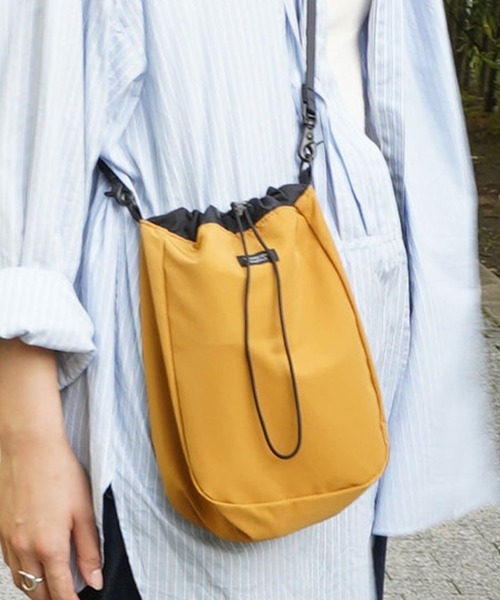 STANDARD SUPPLY（スタンダードサプライ）の「スタンダードサプライ / SIMPLICITY シンプリシティ / CHALK SHOULDER チョークショルダー（ショルダーバッグ・レディース・ライトグレー系/ブルー/モカ/レッド/ダークネイビー/グリーン/ゴールド/ダークパープル/グレー/ブラック/ベージュ/ダークブラウン/チャコールグレー/イエロー/キナリ/コバルトブルー/オリーブ/グレイッシュベージュ/サンドベージュ/アイボリー/ケリーグリーン・FREE/SMALL）」の21枚目の写真