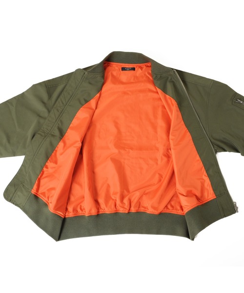 GLAZOS(グラソス)の「オーバーサイズMA-1(MA-1・キッズ・ブラック/カーキ・130cm/140cm/150cm/160cm/170cm)」の4枚目の写真