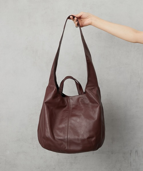 ear PAPILLONNER(イアパピヨネ)の「【牛革】まるショルダーバッグ(ショルダーバッグ・レディース・ブラック/ボルドー・FREE)」の8枚目の写真