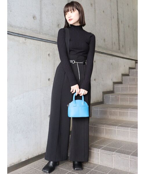 MURUA（ムルーア）の「ワイドボトルネックニット（ニット/セーター・レディース・ベージュ/キャメル/マスタード/ブラック・FREE）」の8枚目の写真