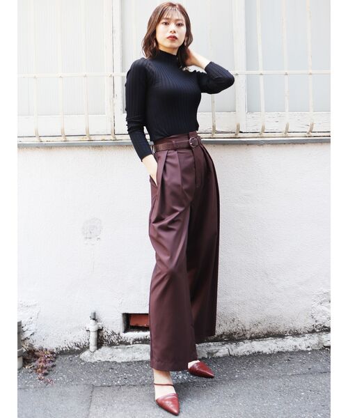 MURUA（ムルーア）の「ワイドボトルネックニット（ニット/セーター・レディース・ベージュ/キャメル/マスタード/ブラック・FREE）」の16枚目の写真