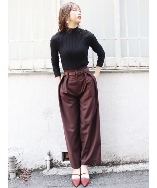 MURUA（ムルーア）の「ワイドボトルネックニット（ニット/セーター・レディース・ベージュ/キャメル/マスタード/ブラック・FREE）」の17枚目の写真