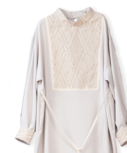 La SRIC（ラスリック）の「La SRIC / カットJQハイネックOP（ワンピース・レディース・ブラック/ベージュ/グレー・38）」の6枚目の写真