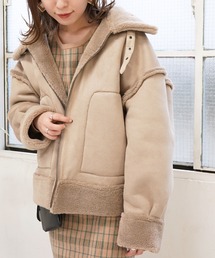 リバーシブルムートンブルゾン