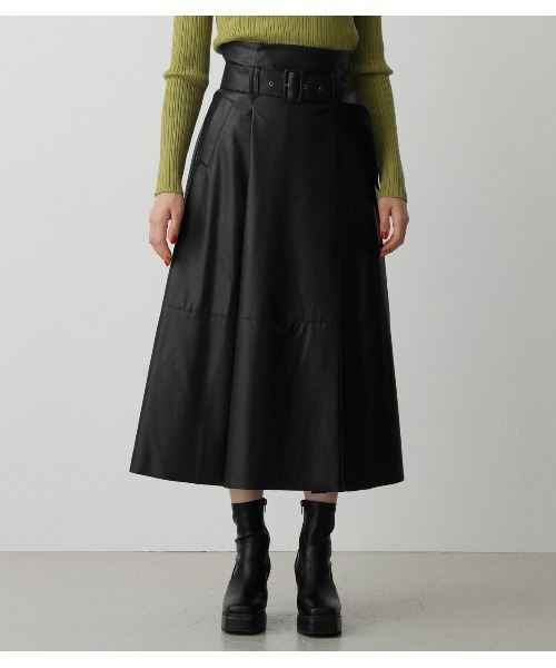 AZUL by moussy(アズールバイマウジー)の「FAUX LEATHER HIGH WAIST SKIRT/フェイクレザーハイウェストスカート(スカート・レディース・ブラック/マジェンタ/カーキ・SMALL/MEDIUM)」の10枚目の写真