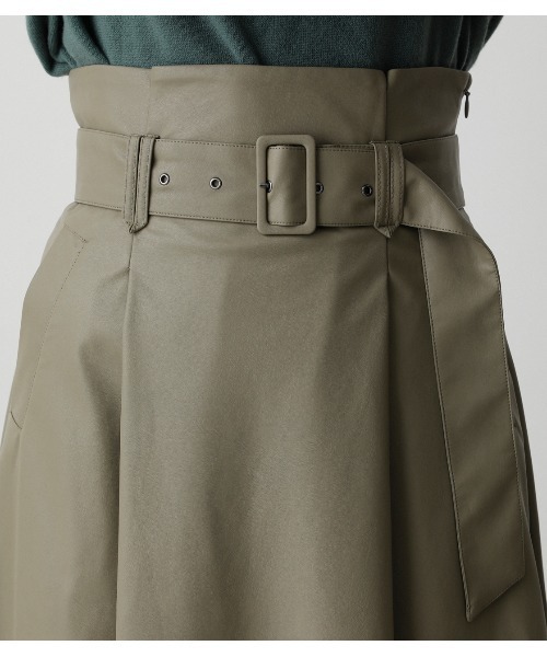 AZUL by moussy(アズールバイマウジー)の「FAUX LEATHER HIGH WAIST SKIRT/フェイクレザーハイウェストスカート(スカート・レディース・ブラック/マジェンタ/カーキ・SMALL/MEDIUM)」の8枚目の写真