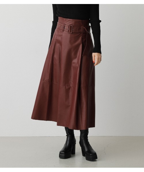 AZUL by moussy(アズールバイマウジー)の「FAUX LEATHER HIGH WAIST SKIRT/フェイクレザーハイウェストスカート(スカート・レディース・ブラック/マジェンタ/カーキ・SMALL/MEDIUM)」の13枚目の写真