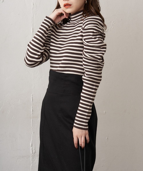 Chico（チコ）の「【新色追加】ハイネックパワショルリブニット（ニット/セーター・レディース・ブラック/ブラウン/アイボリー/ホワイト系その他/ブラウン系その他2/ホワイト系その他2/ライトブルー・FREE）」の21枚目の写真