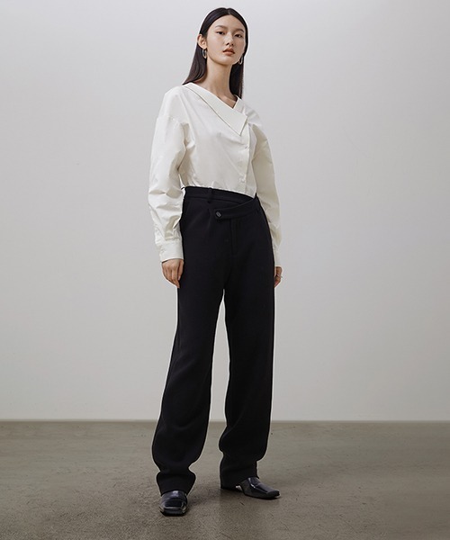 UNSPOKEN(アンスポクン)の「【UNSPOKEN】Off-white asymmetric lapel shirt UQ21S120(シャツ/ブラウス・レディース・ホワイト・S/M)」の6枚目の写真